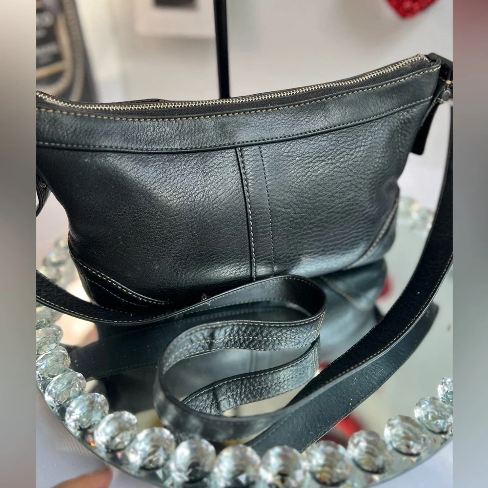 Coach Black  pebble leather Shoulder Bag with Crescent Silhouette